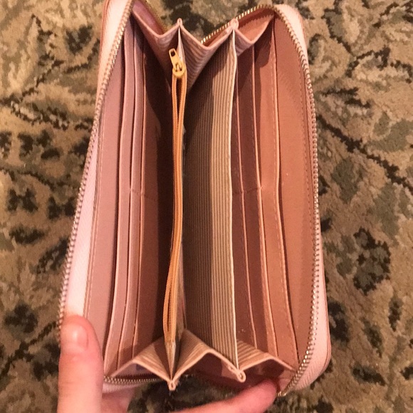 Wallet - Picture 3 of 3